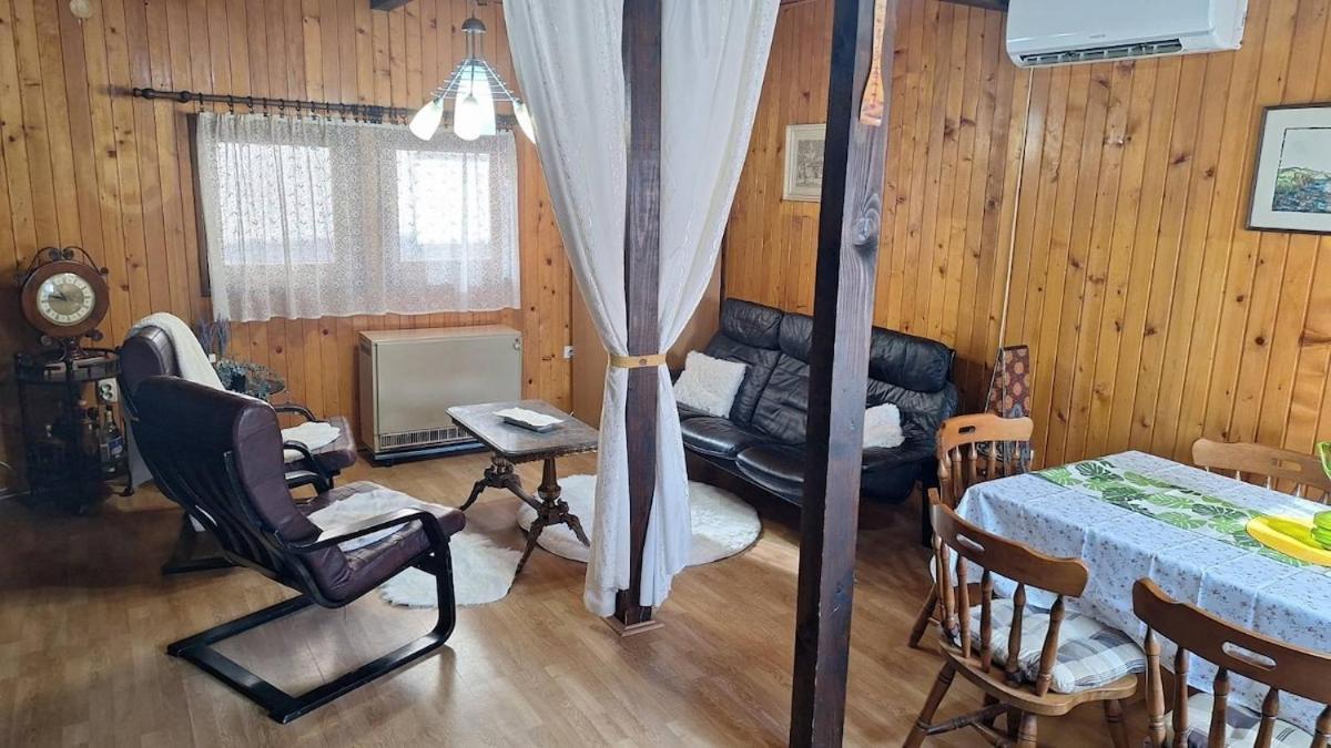 Вілла Wooden House Ada Белград Екстер'єр фото